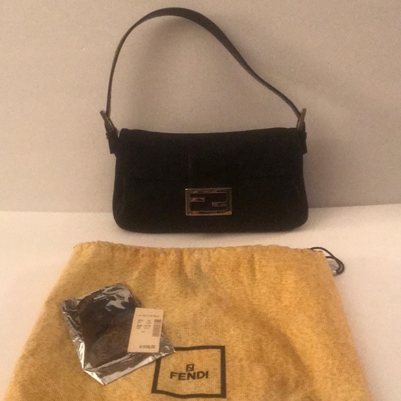 Fendi baguette bag - Picture 2 of 15